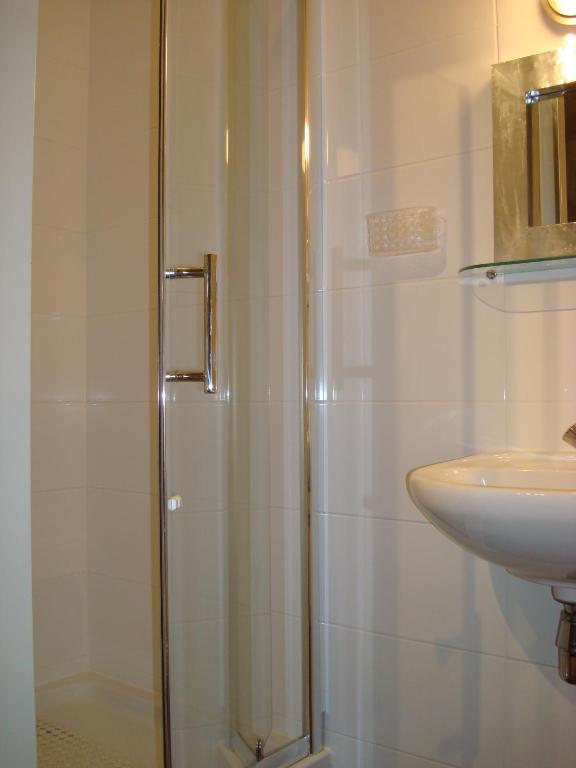 Boutiquehotel Sycamore - Protected City View - 950m from Central Station - Resim 36