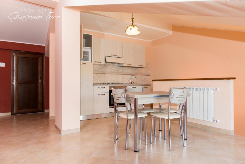 Casa Sofia Vacanze A Montalbano Elicona - Wohnung