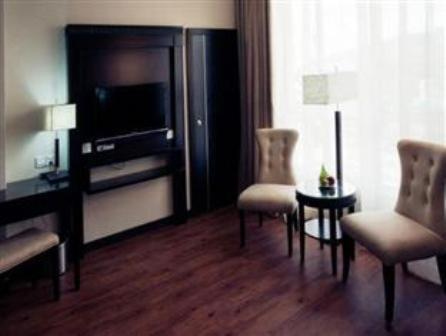 TV a/nebo společenská místnost v ubytování Hotel S Damansara