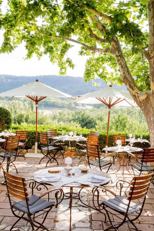 La Bastide de Moustiers image 3 - Full view