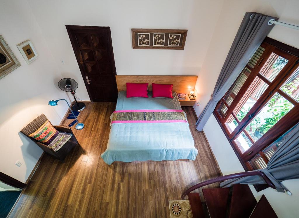 an overhead view of a bedroom with a bed at Hanoi Balcony Homestay in Hanoi
