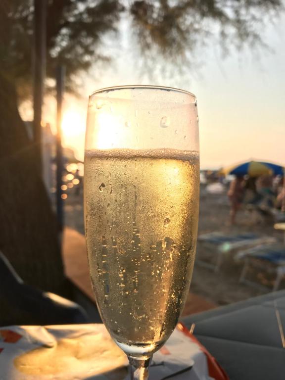 Hotel Corona Beach Peschici italokat is kínál