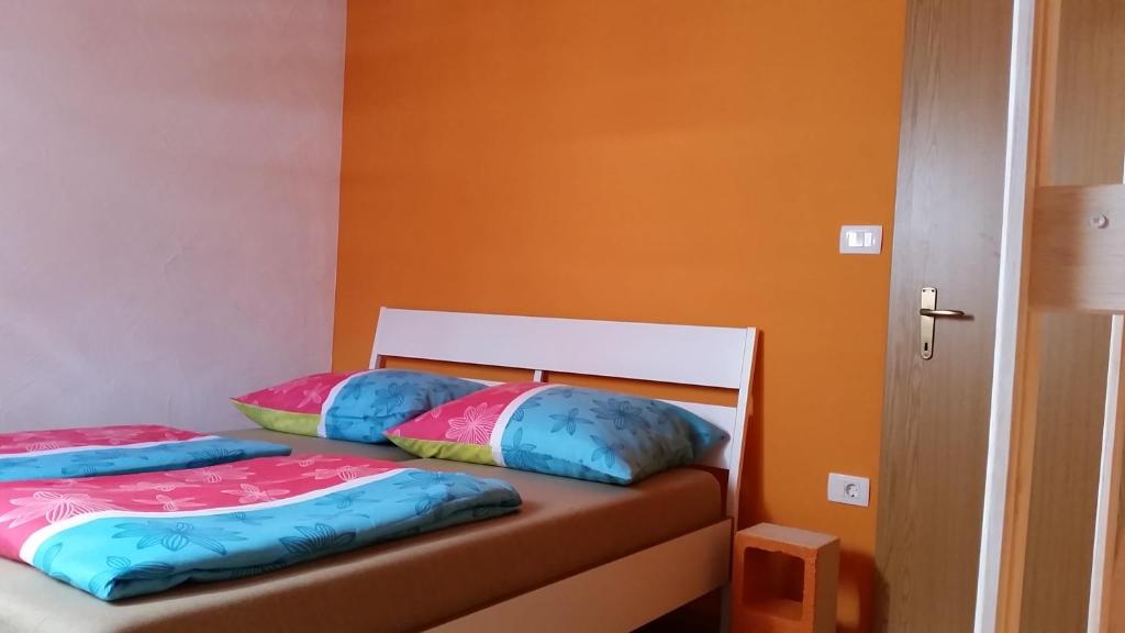Letto o letti in una camera di Thirsty River Rooms