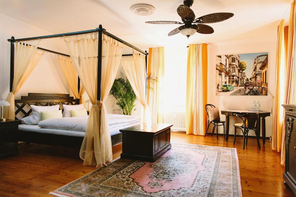 Restaurant Dicker Mann Hotel zum Blauen Krebs - 18