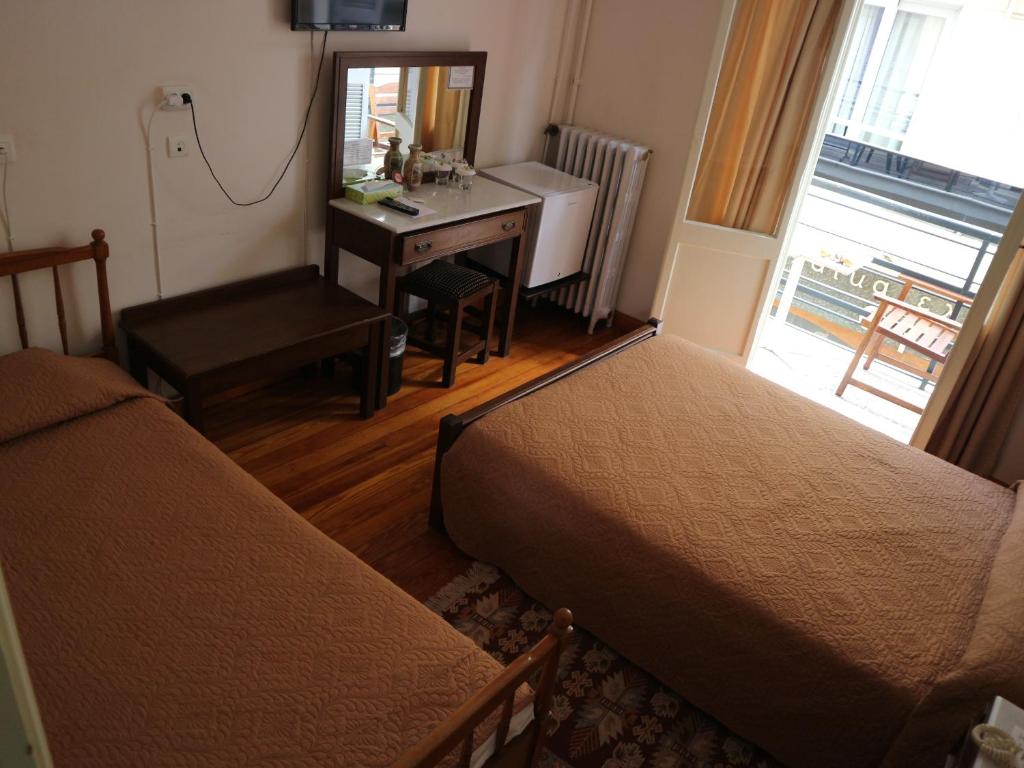 Acropolis House - Resim 9