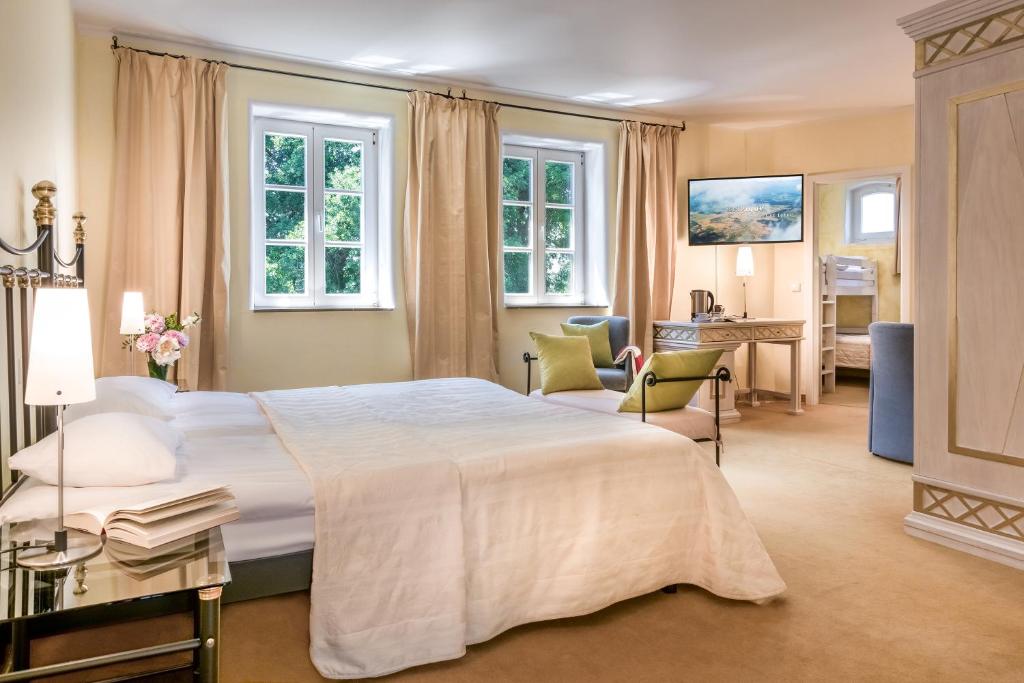 Burg Heimerzheim - 14