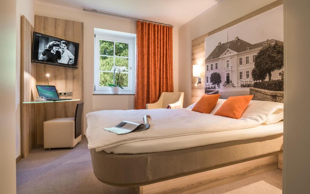 Burg Heimerzheim - 6