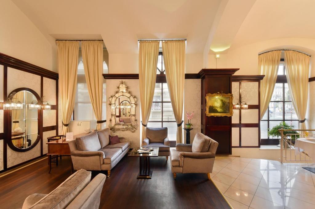 Hotel Am Schubertring的休息区