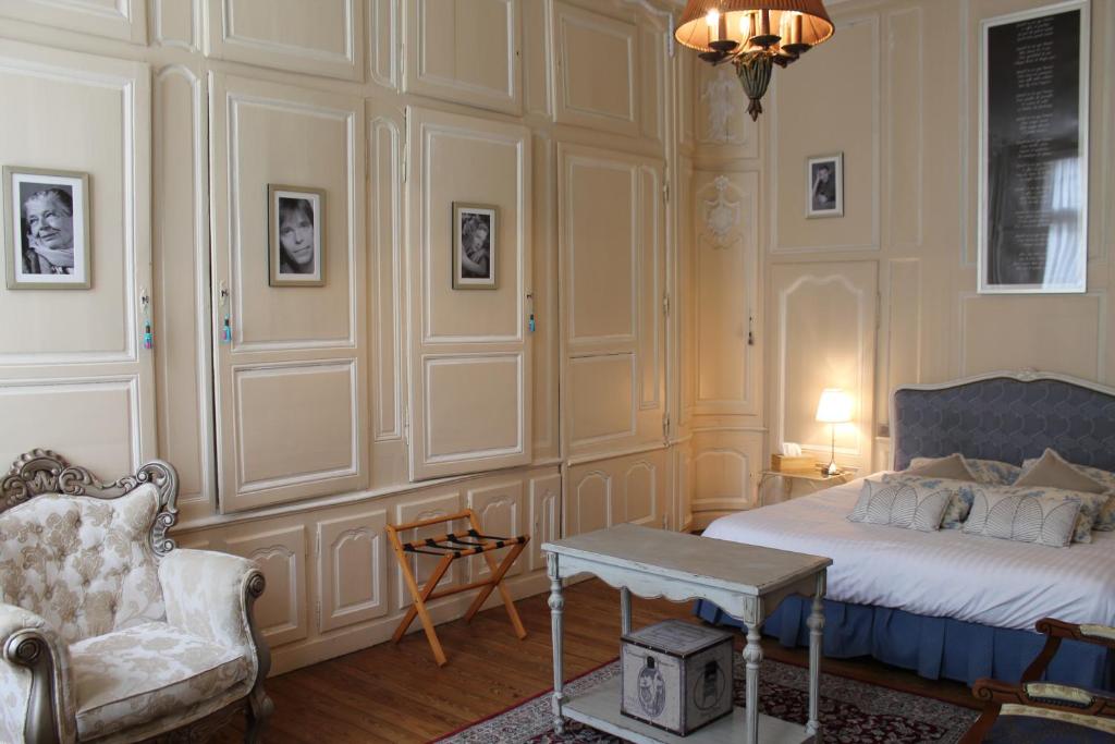 Châtellerie De Schoebeque - Double Or Twin Room