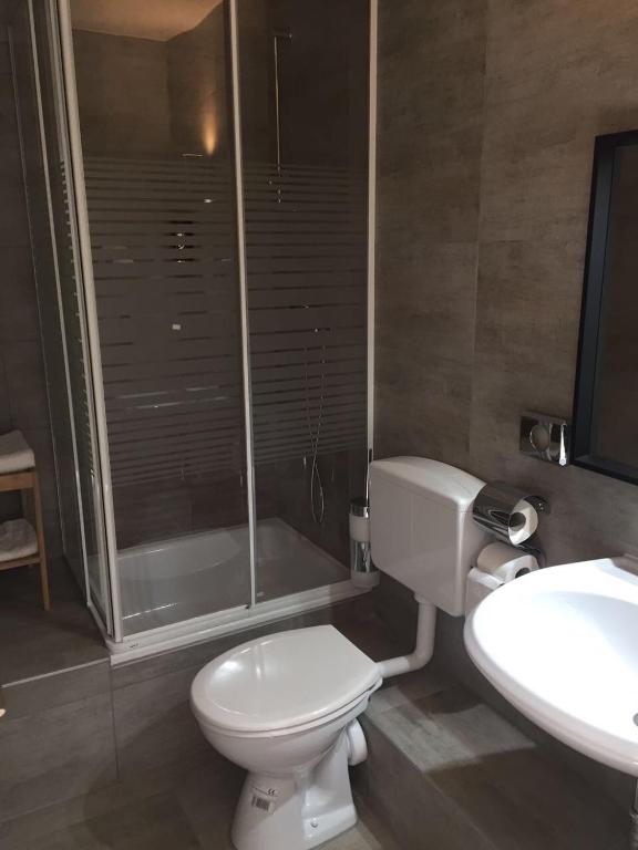 Main Hotel Frankfurt City - Resim 17