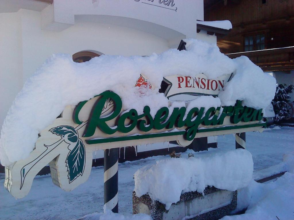 Obiekt Pension Rosengarten zimą