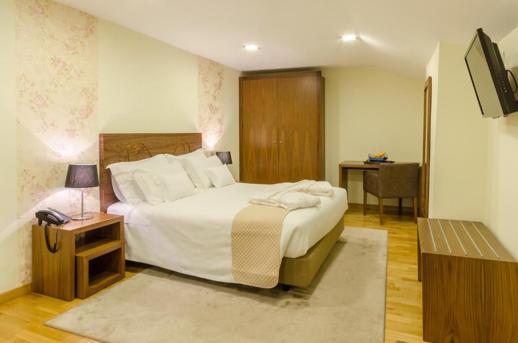 
Standard Double or Twin Room
