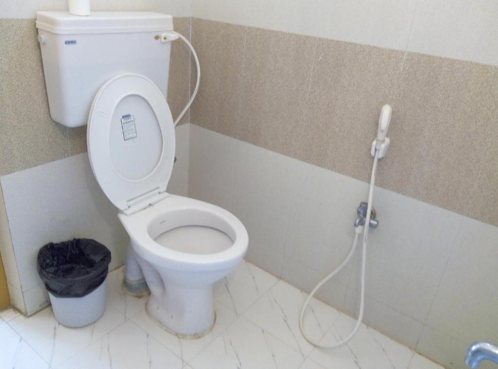 Koupelna v ubytování Suvarna Compact