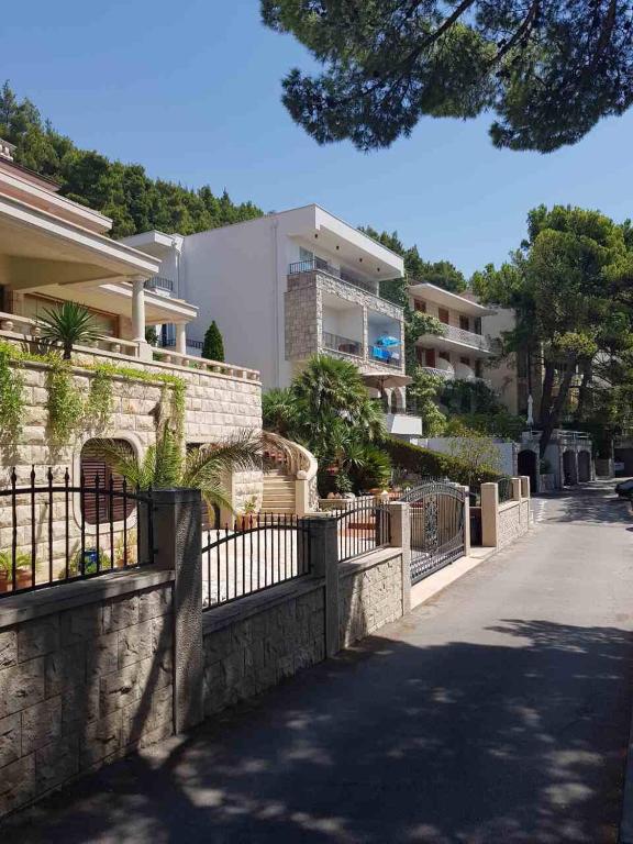 Villa Dalmatia Apartments - 10