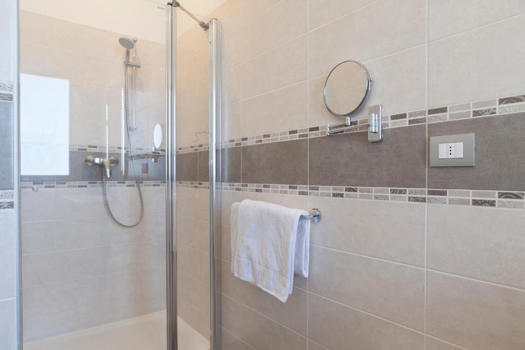 Hotel Bella Lazise - Habitación Doble O Twin Con Balcón