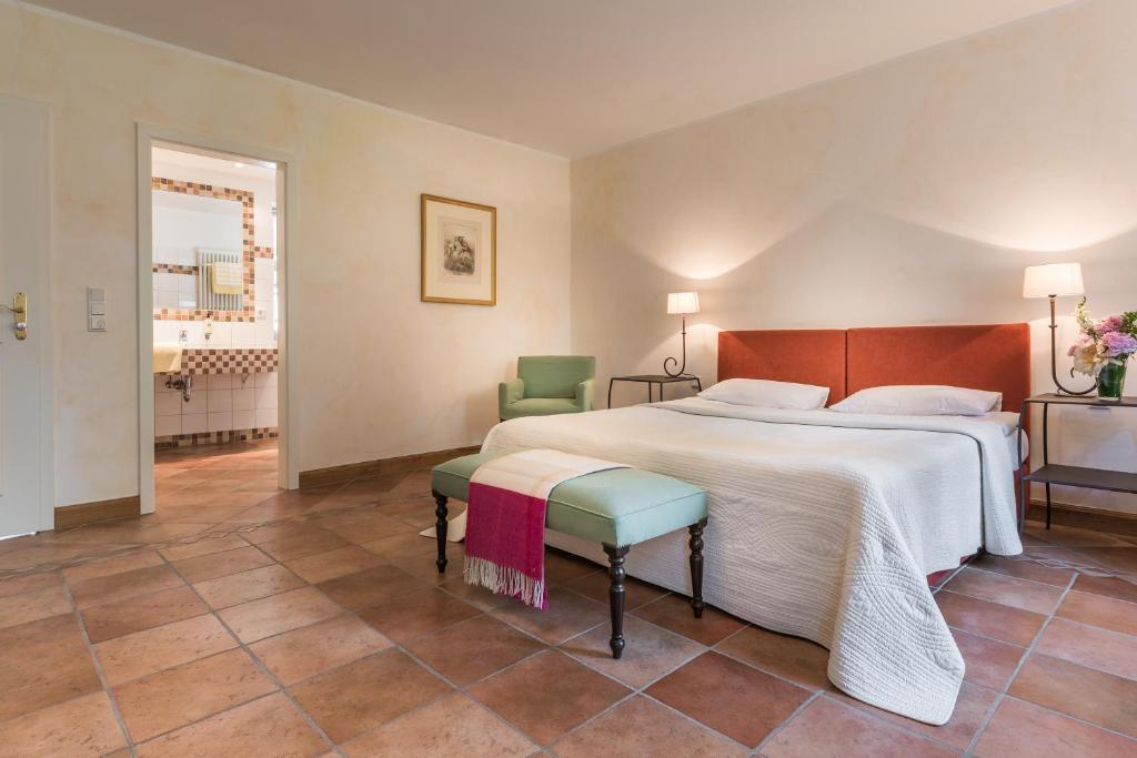 Burg Heimerzheim - 9