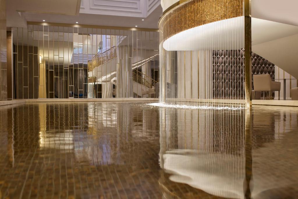 Foto da galeria de Elite World Grand Istanbul Basın Ekspres em Istambul