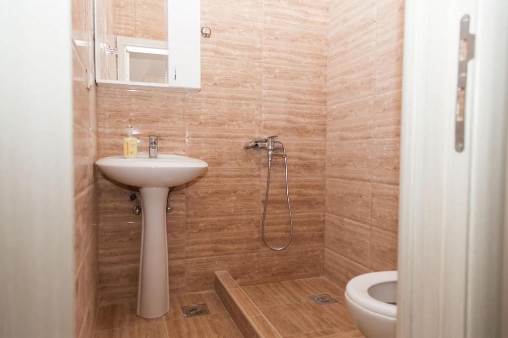 Koupelna v ubytování Prenoćište Kovač
