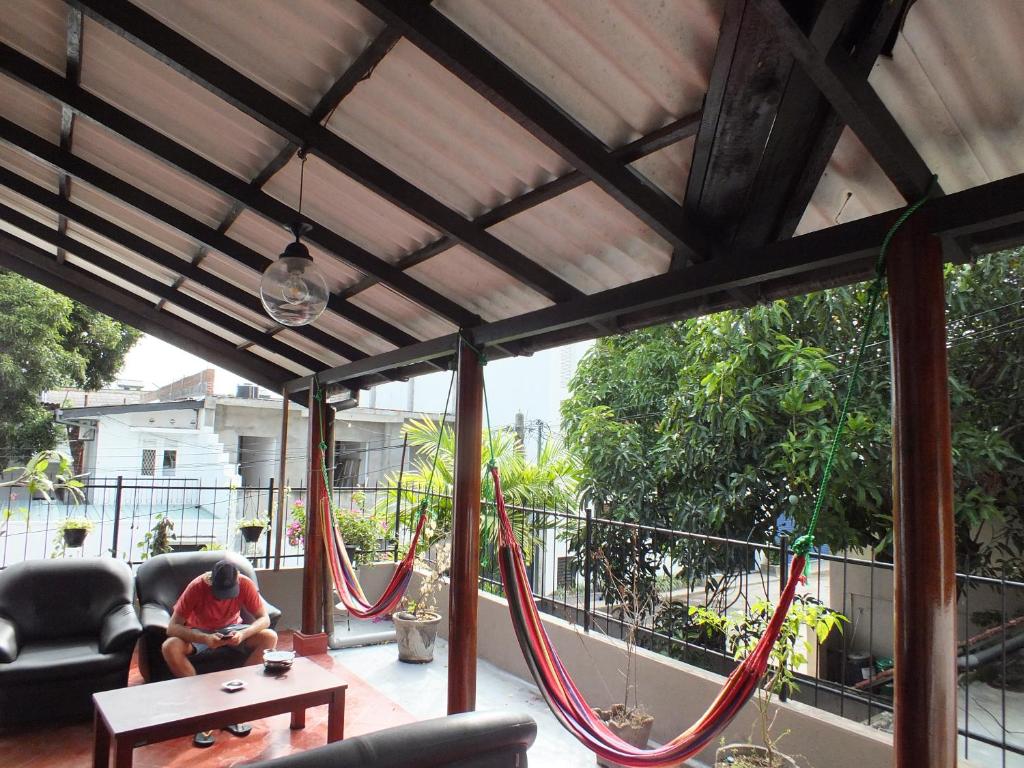 Drop Inn Hostels - 14