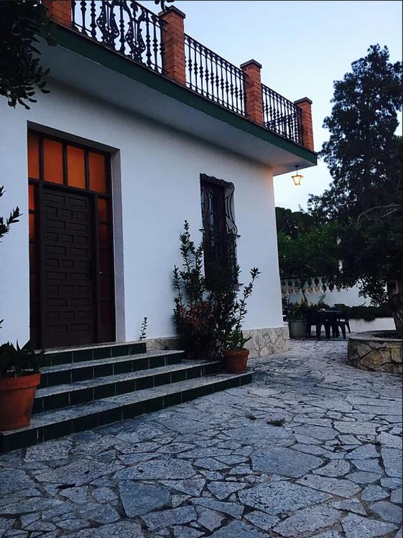 Spacious House Tortosa + Pool - Casa Vacanza Con Sette Camere Da Letto