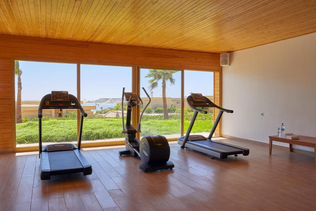 Fitness centrum a/nebo fitness zařízení v ubytování Hotel Dakhla Club & SPA
