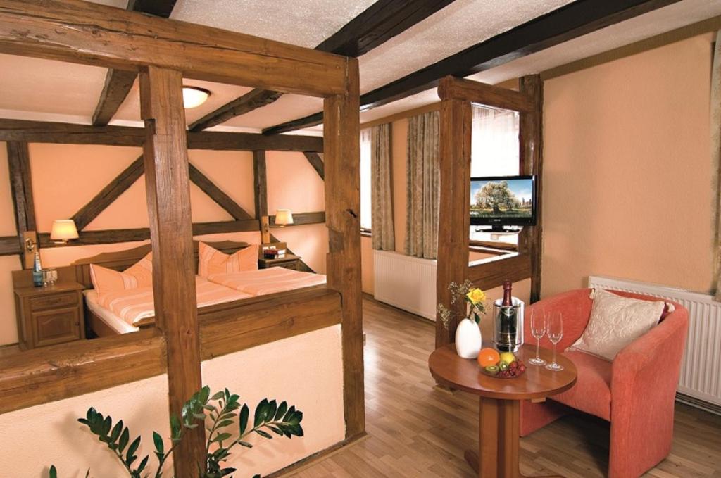 Postel nebo postele na pokoji v ubytování Gasthaus Kupfer