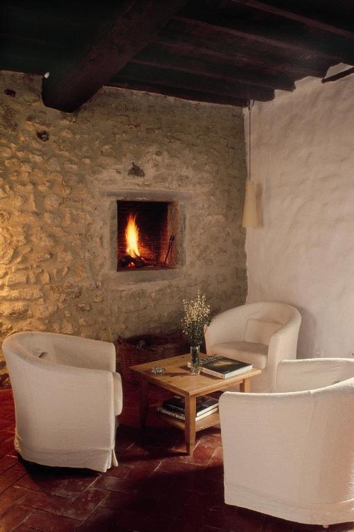 Posedenie v ubytovaní Casa Rural Hosteria Cantarranas