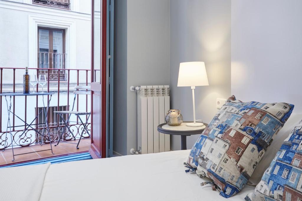 Postel nebo postele na pokoji v ubytování LEEWAYS APARTMENT in FÚCAR