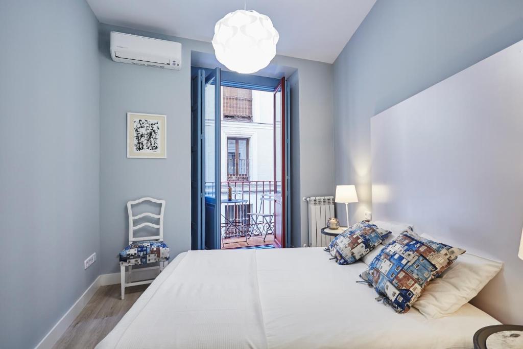 Postel nebo postele na pokoji v ubytování LEEWAYS APARTMENT in FÚCAR