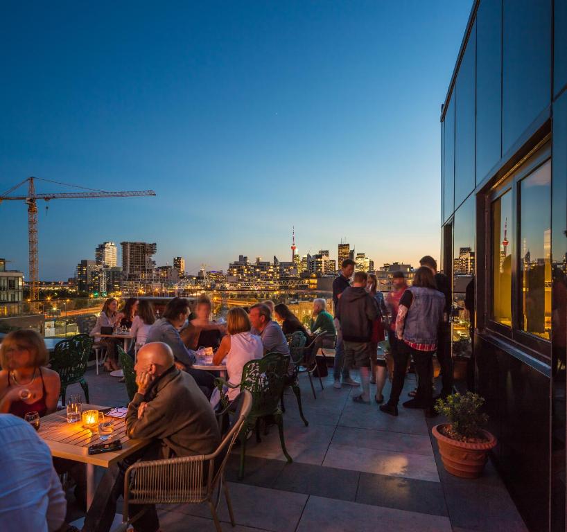 The Broadview Hotel - Resim 11