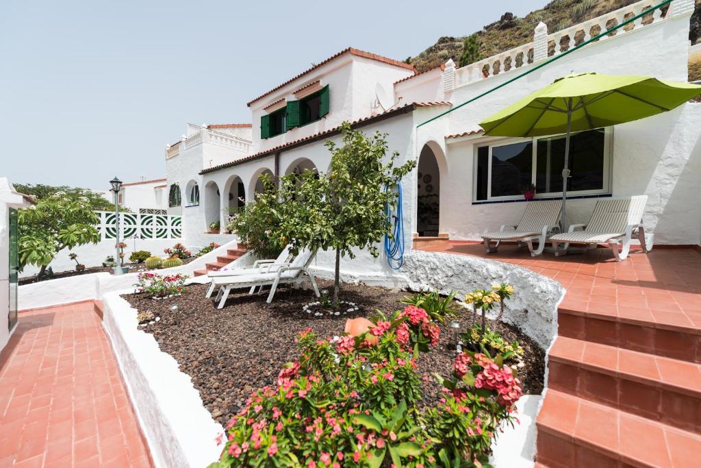 صورة لـ Casa Panchita -Maravillosas vistas al mar y montaña في أَغايتي