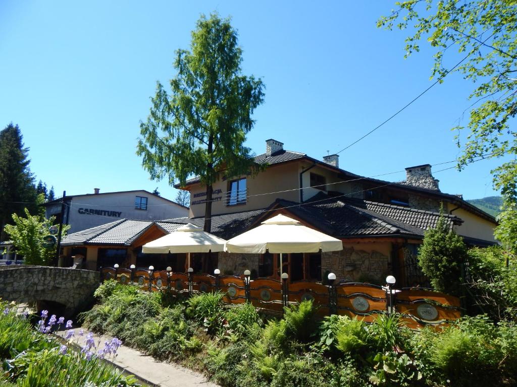 Budynek, w którym mieści się apartament