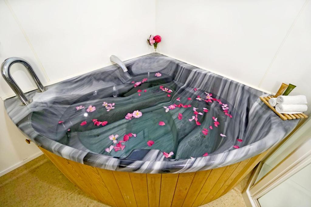 Ashwood Manor Motor Lodge - Resim 12