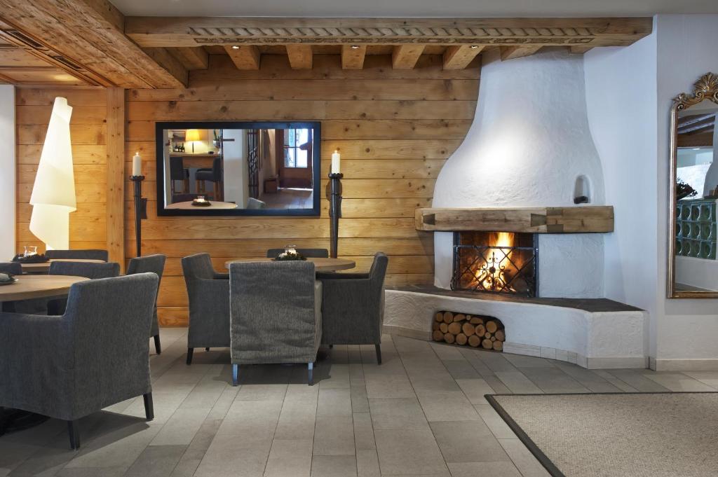 Posezení v ubytování Hotel Edelweiss