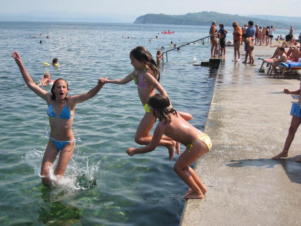 rajce bath girls Apartment Verdi, Piran (updated prices 2025)