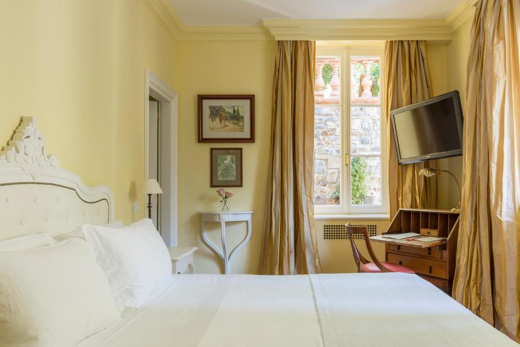 Villa della Pergola Relais et Chateaux - Standard Double Room