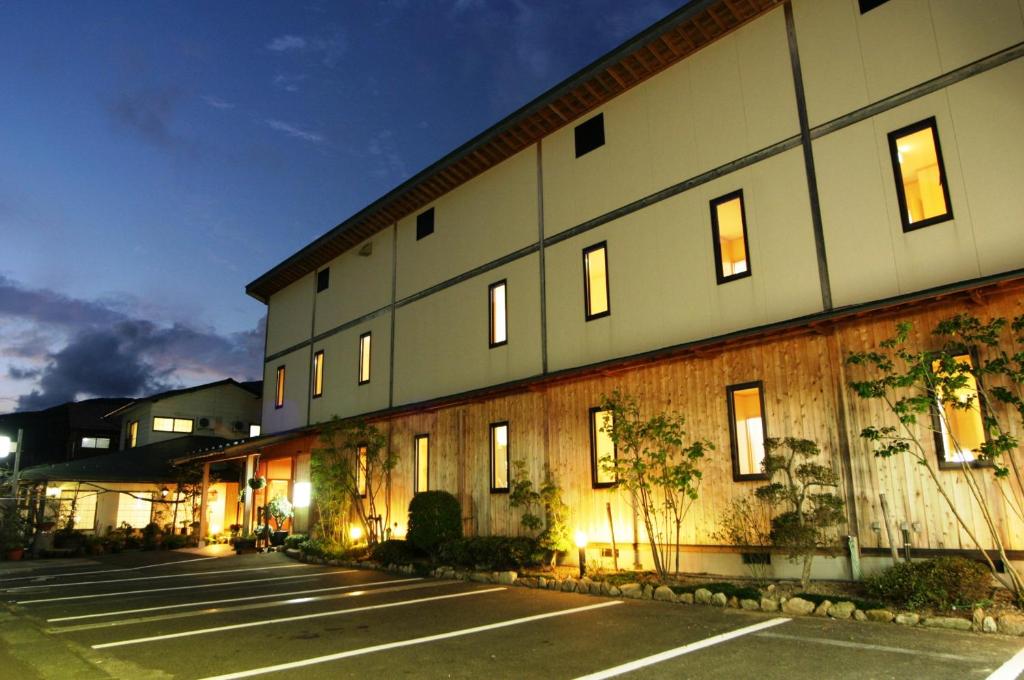 Budova, kde se ryokan nachází