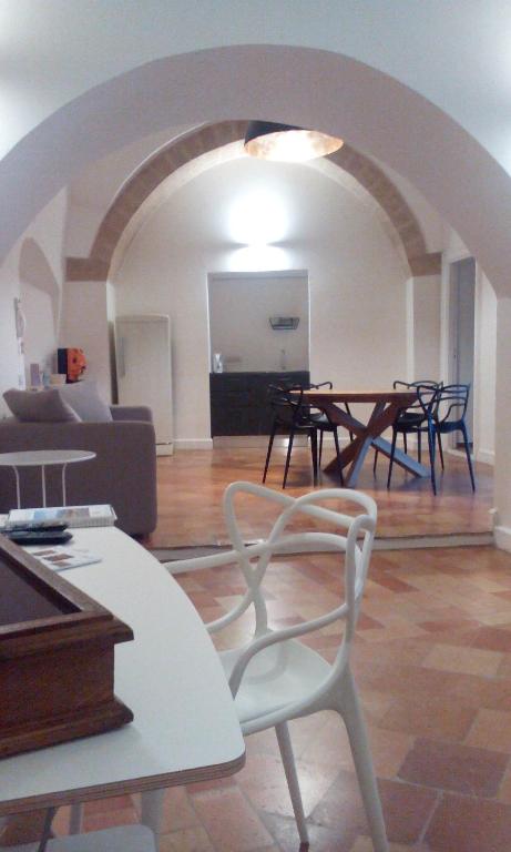 La Corte Dei Cavalieri - 8