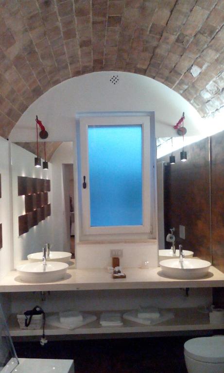 La Corte Dei Cavalieri - 6