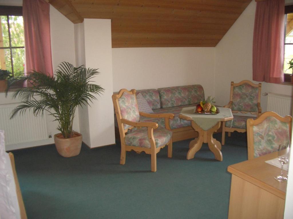 Posezení v ubytování Hotel Bergblick