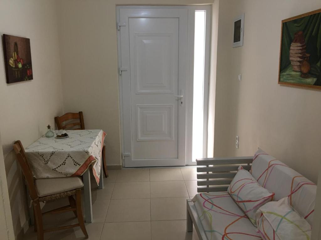 Heraklion Old Port Apartments - Appartement D'une Chambre Au Sol Appartement