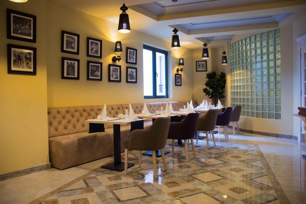 Posezení v ubytování Xenon Hotel & SPA