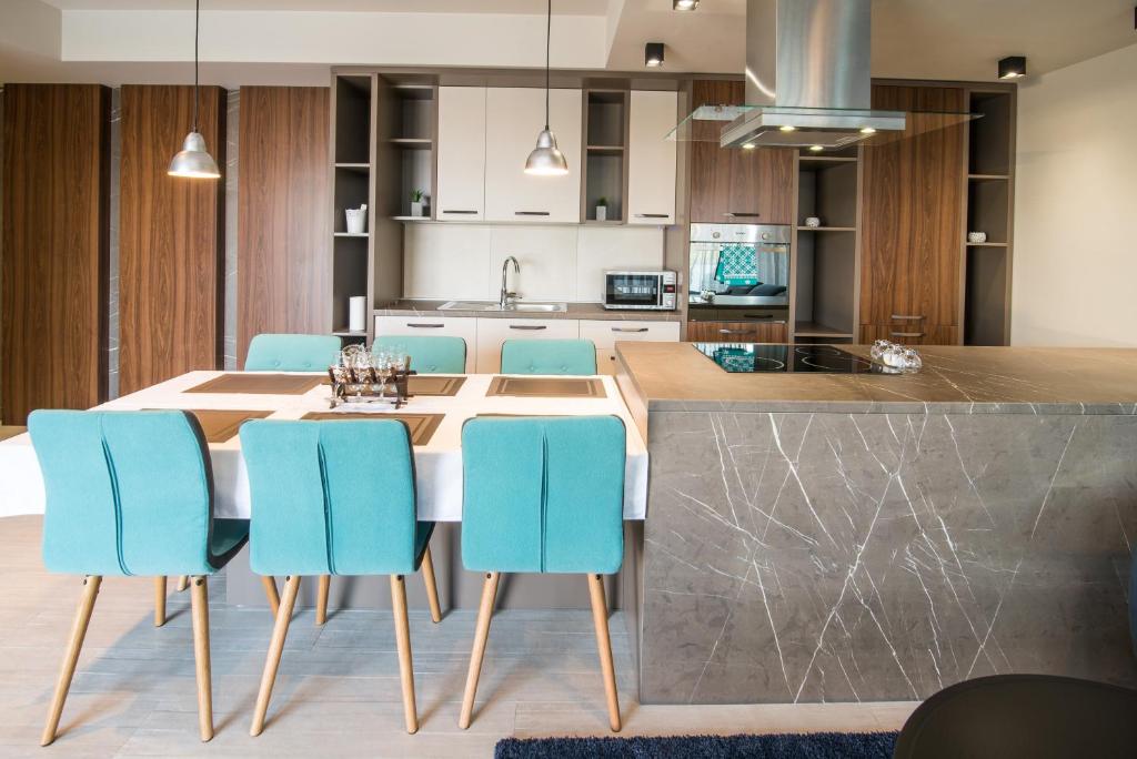 Kuchyň nebo kuchyňský kout v ubytování Luxury Apartment Imperia