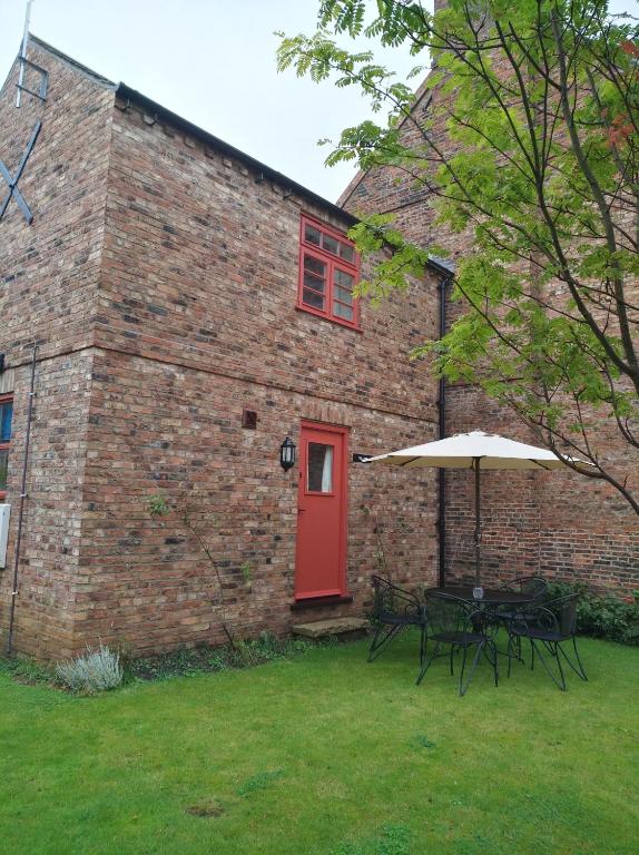 C Farmhouse Accommodation in Alne, North Yorkshire, England