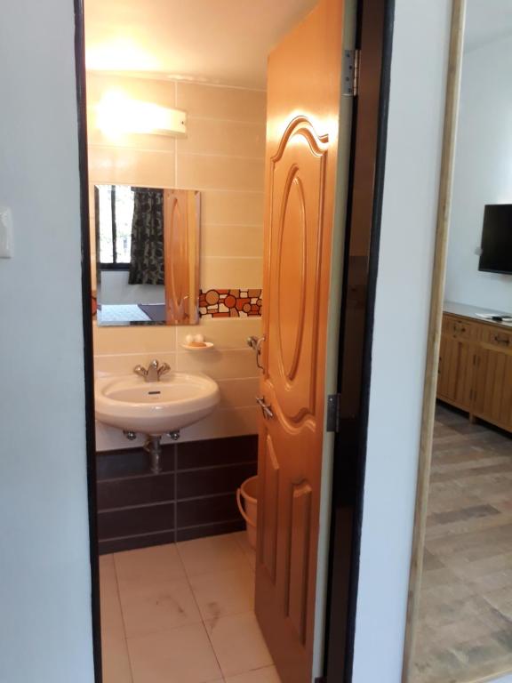 Postel nebo postele na pokoji v ubytování Bis-LIN Home Stay
