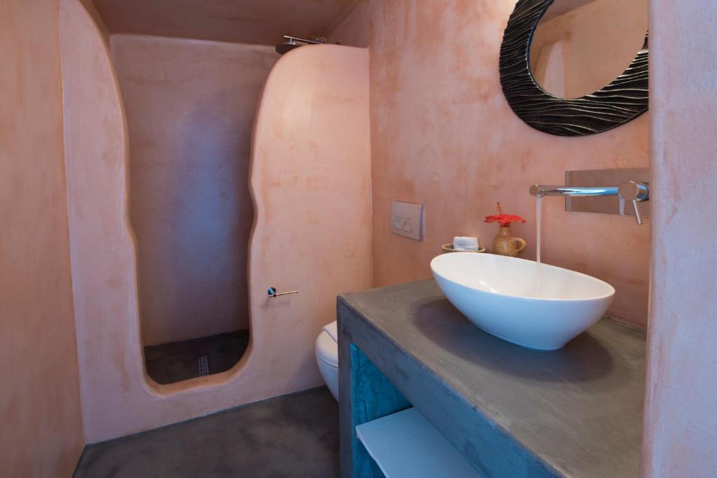 Bagno di Red Stone Villa