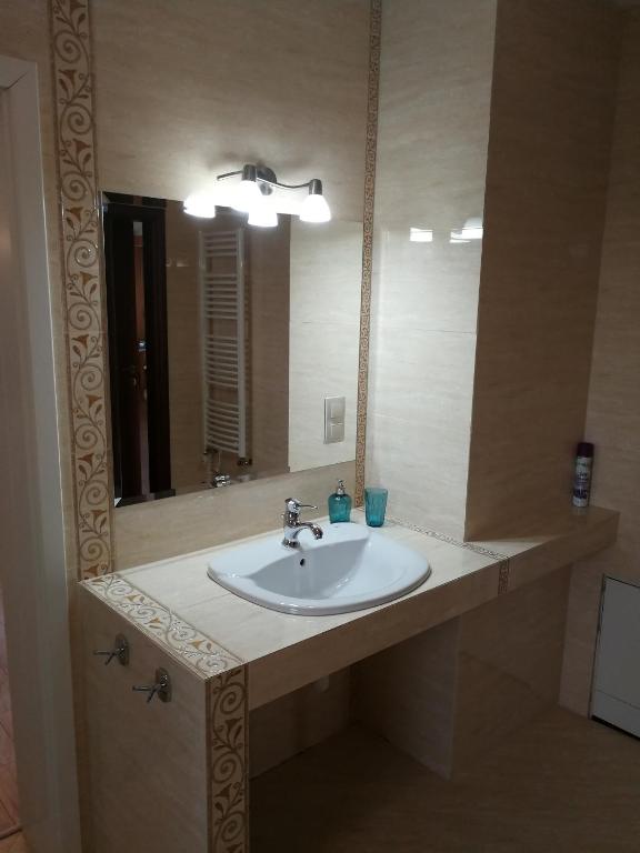 Kúpeľňa v ubytovaní Apartamenty w Gorach Stolowych