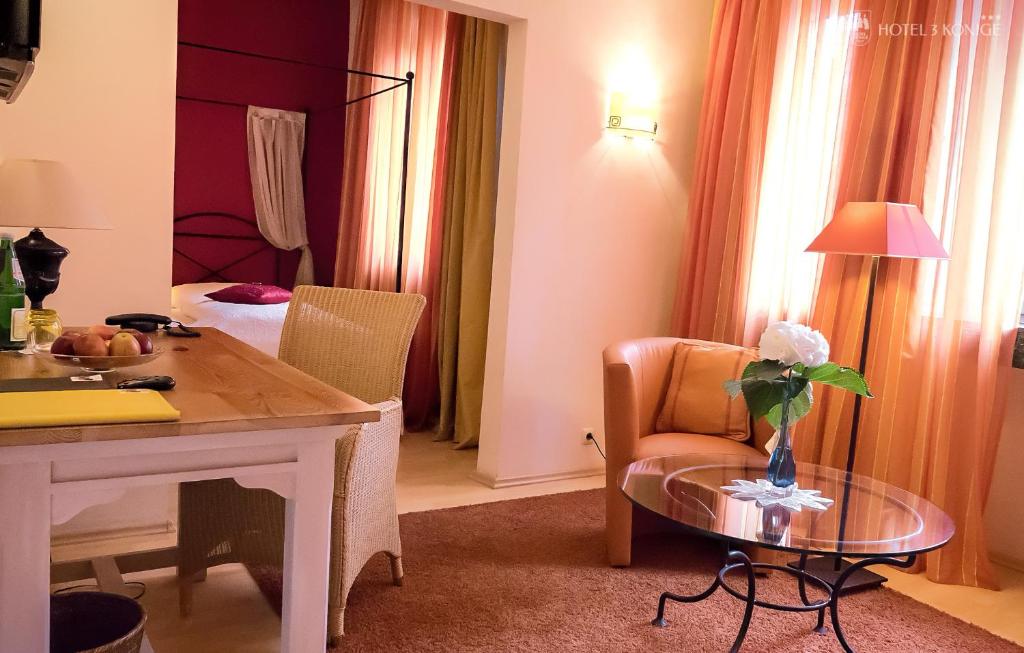 Posezení v ubytování Hotel 3 Könige