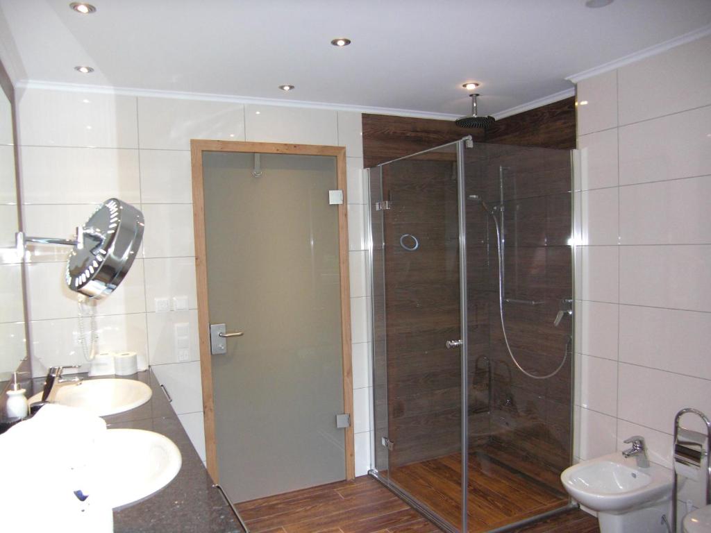 Koupelna v ubytování Wald-Hotel Heppe