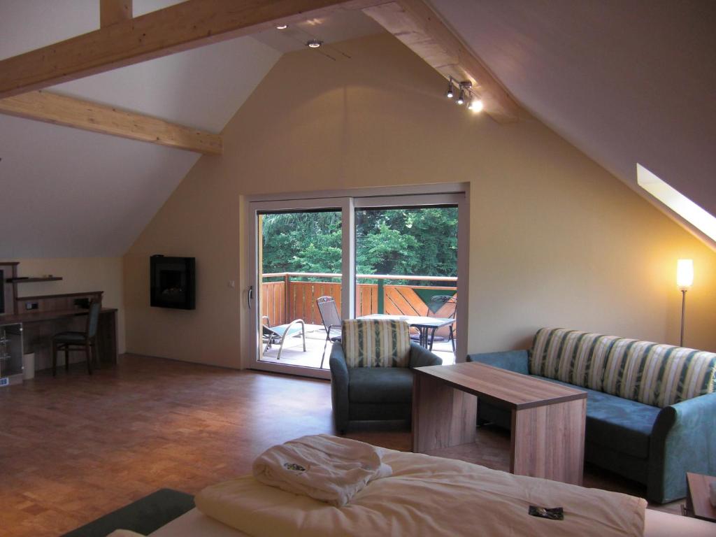 Posezení v ubytování Wald-Hotel Heppe